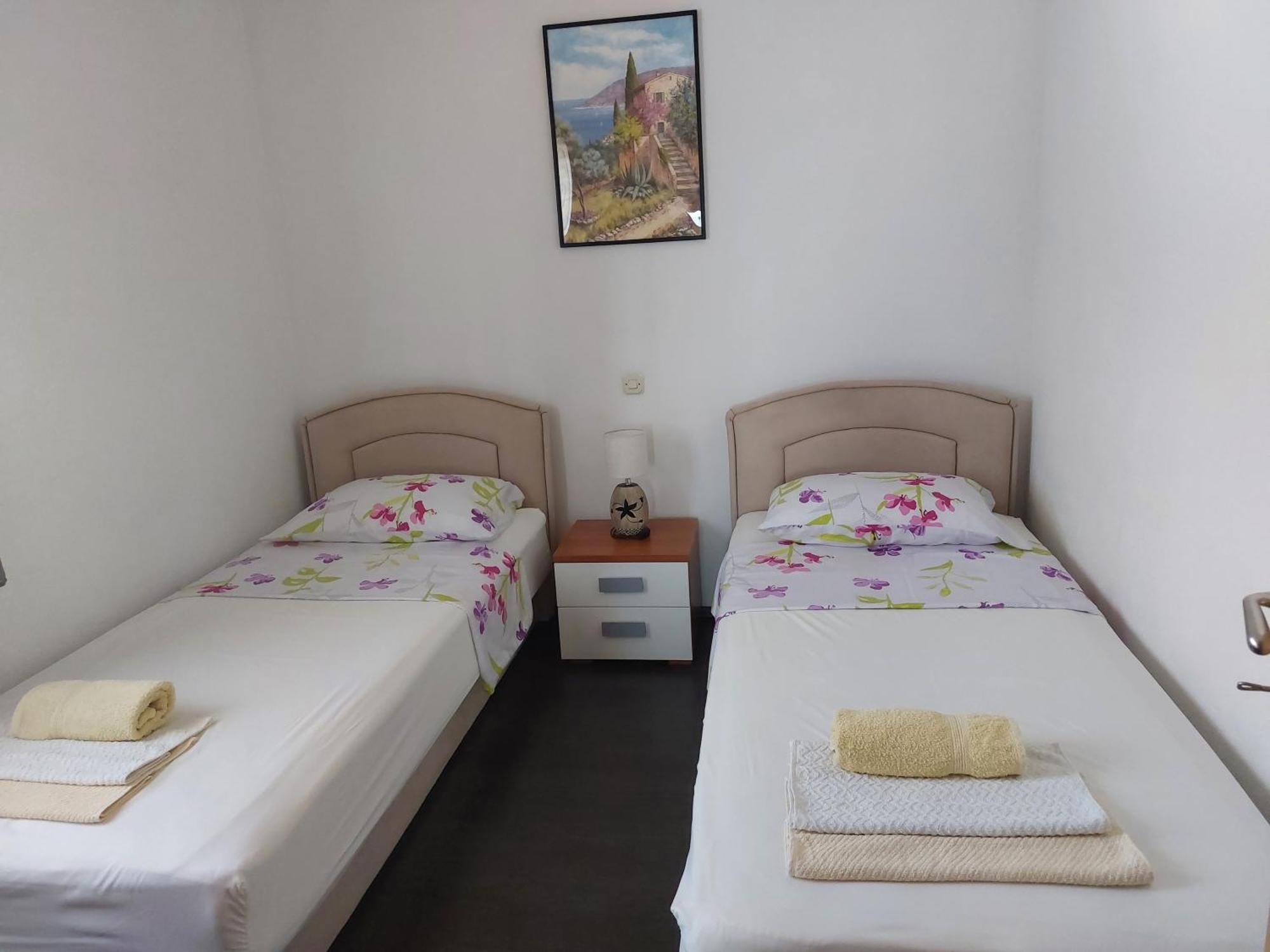 Apartments With A Parking Space Postira, Brac - 2911 الغرفة الصورة