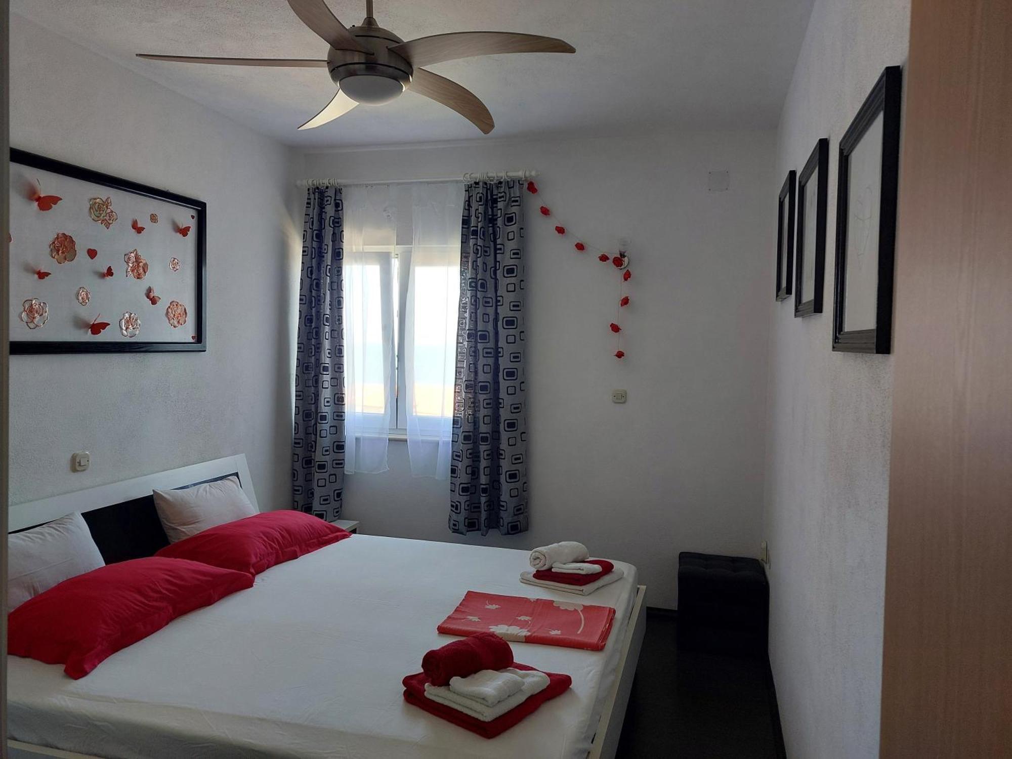 Apartments With A Parking Space Postira, Brac - 2911 المظهر الخارجي الصورة